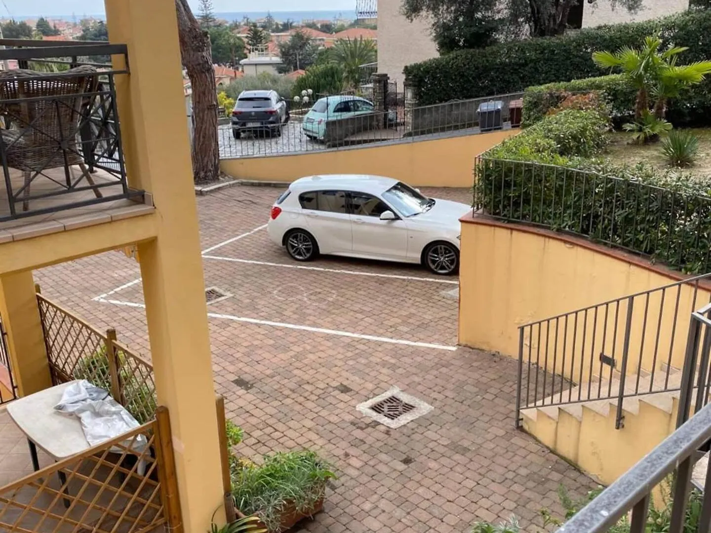 Apartment Bordighera Private Garden Seaview