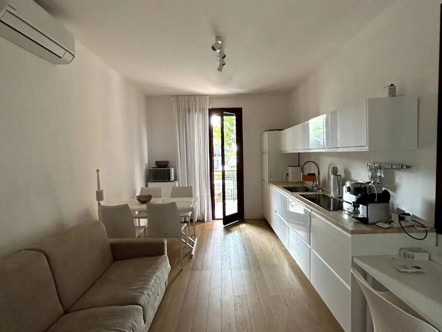 Bordighera Private Garden Seaview Apartment